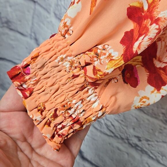 Rose + Olive Smocked Peach Floral Peasant Top Chiffon Ladies Blouse Pullover - Picture 4 of 9